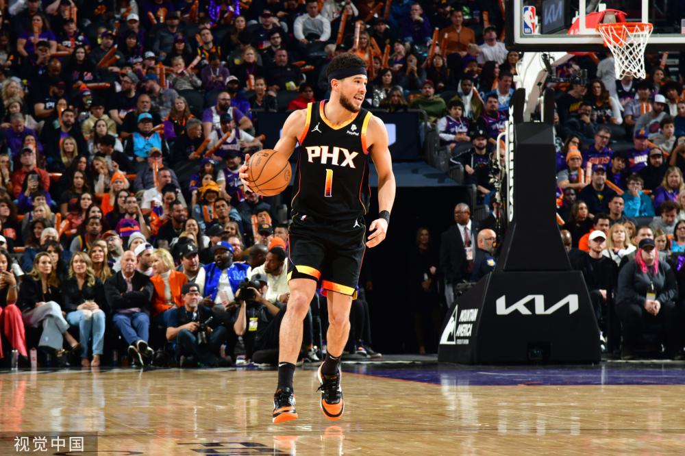 不屈不挠的 不屈不挠的