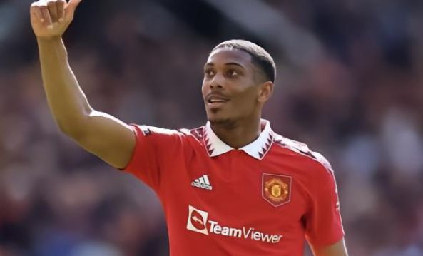 徐新：会努力在各方面带动其他队员，久帅希望比赛中更多走脚下.